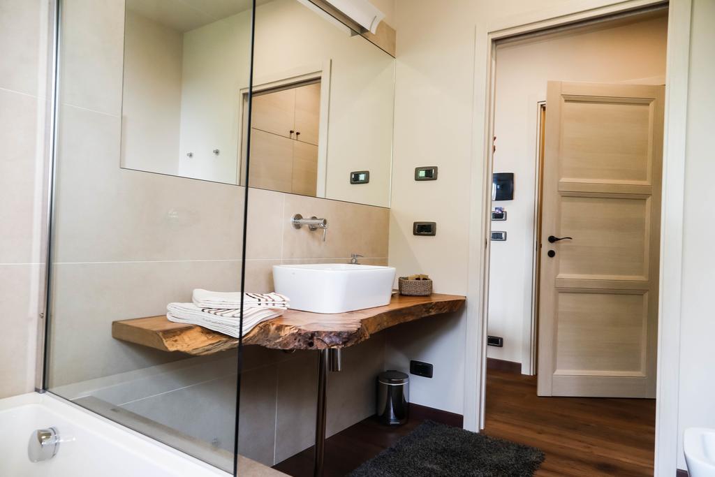 Cascina Cortine Bed & Breakfast Guarene Стая снимка